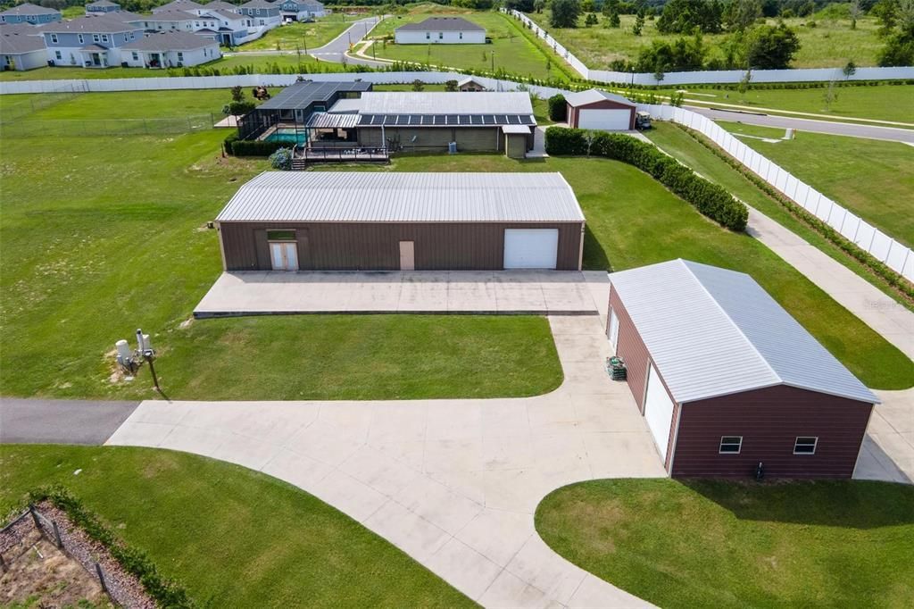 Exterior, Drone