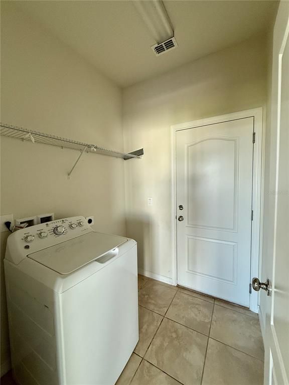 Interior, Washer
