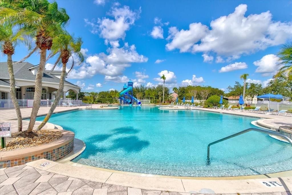 Exterior, Playground, Pool