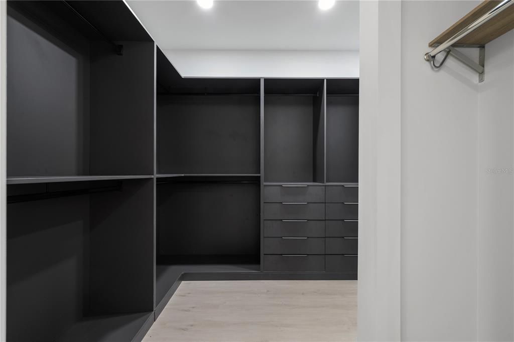 Interior, Recessed Lighting, Walk-in Closets, Wood Texture Flooring