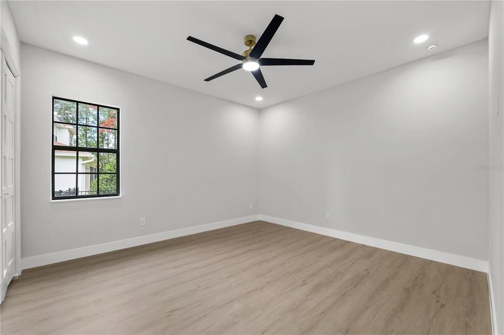 Empty room, Interior, Recessed Lighting, Wood Texture Flooring