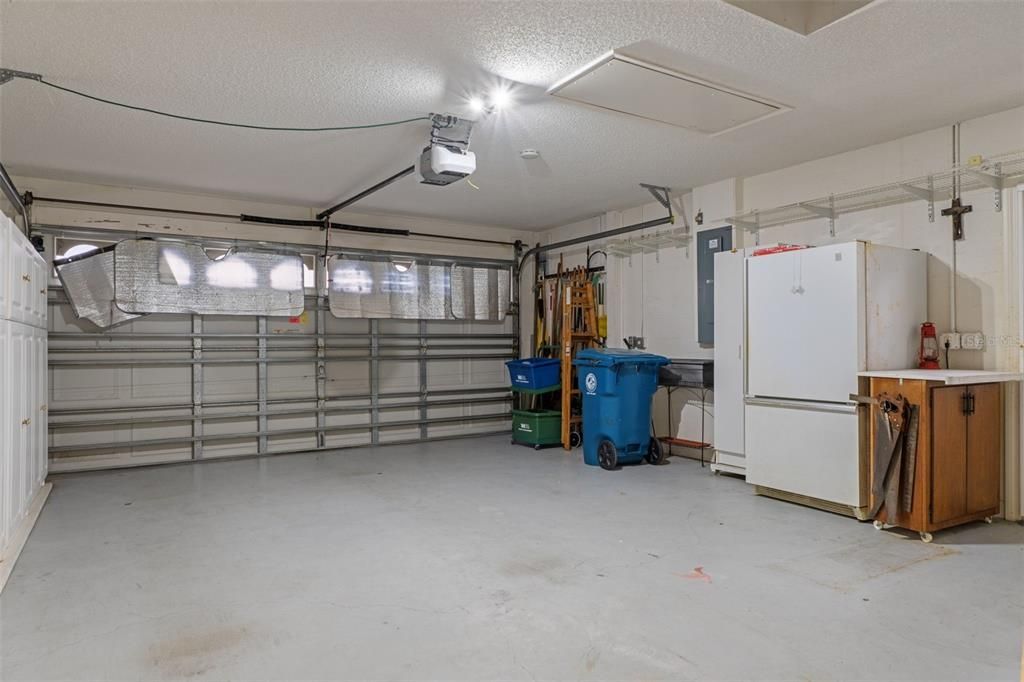 Garage, Interior