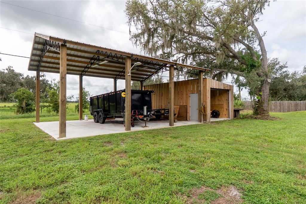 Backyard, Exterior
