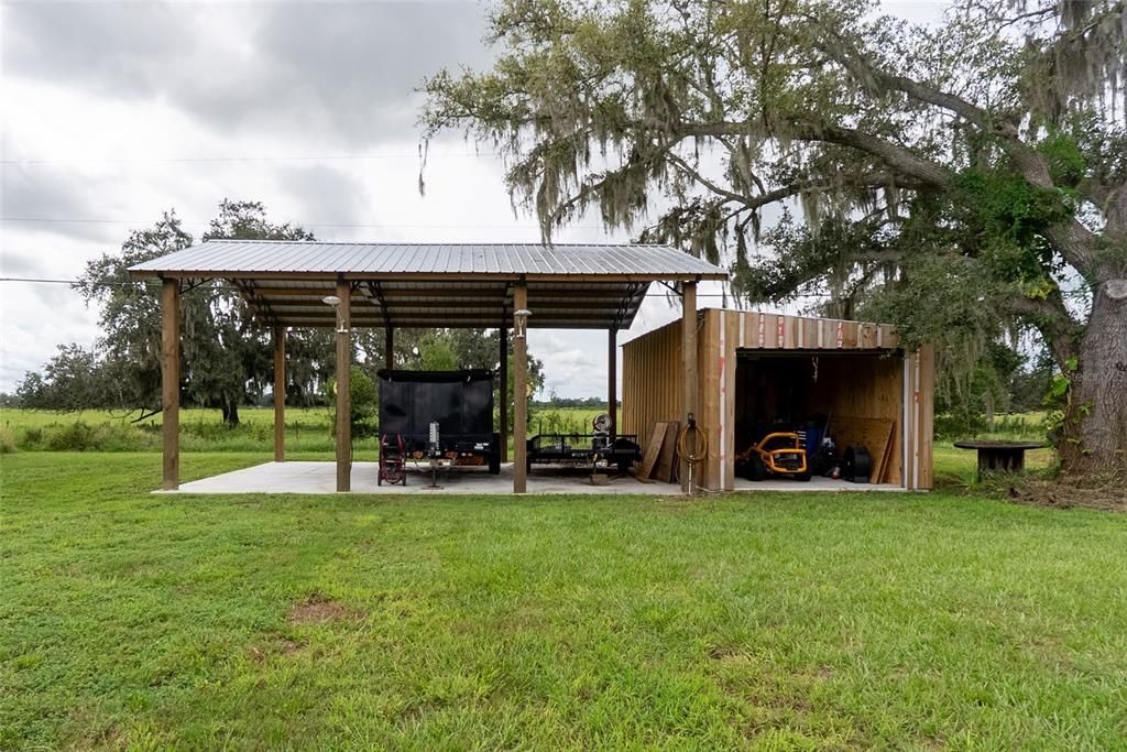 Backyard, Exterior