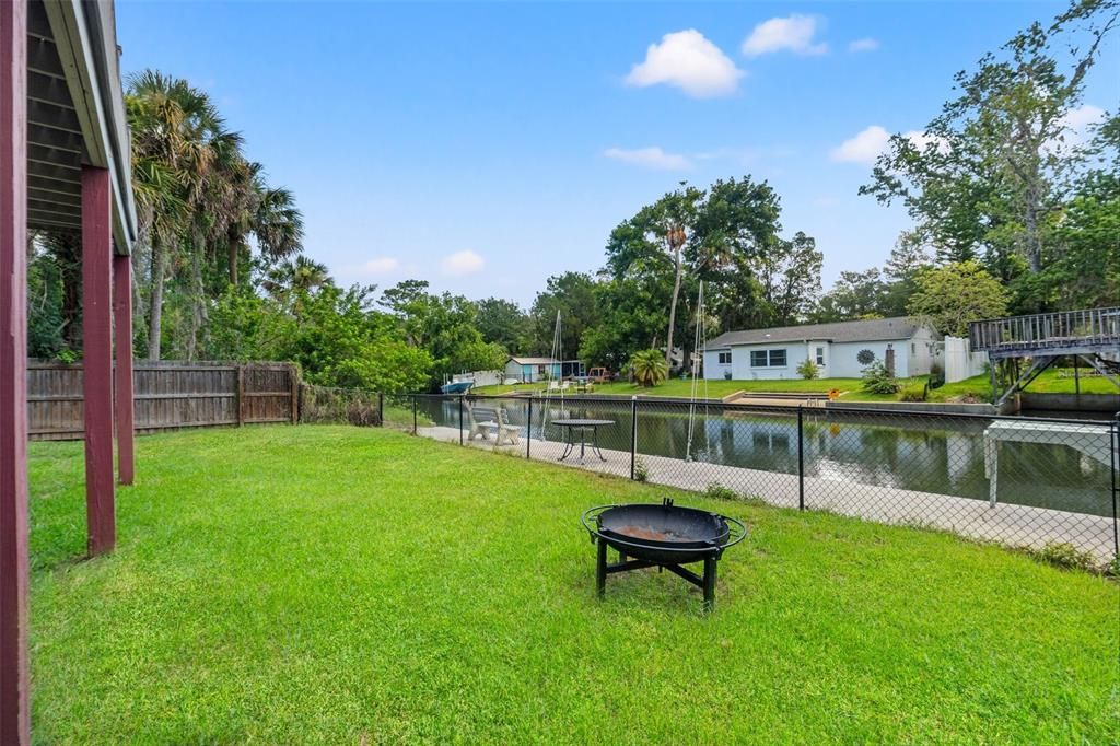 Backyard, Exterior, Water