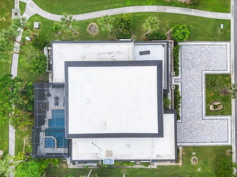 Exterior, Drone