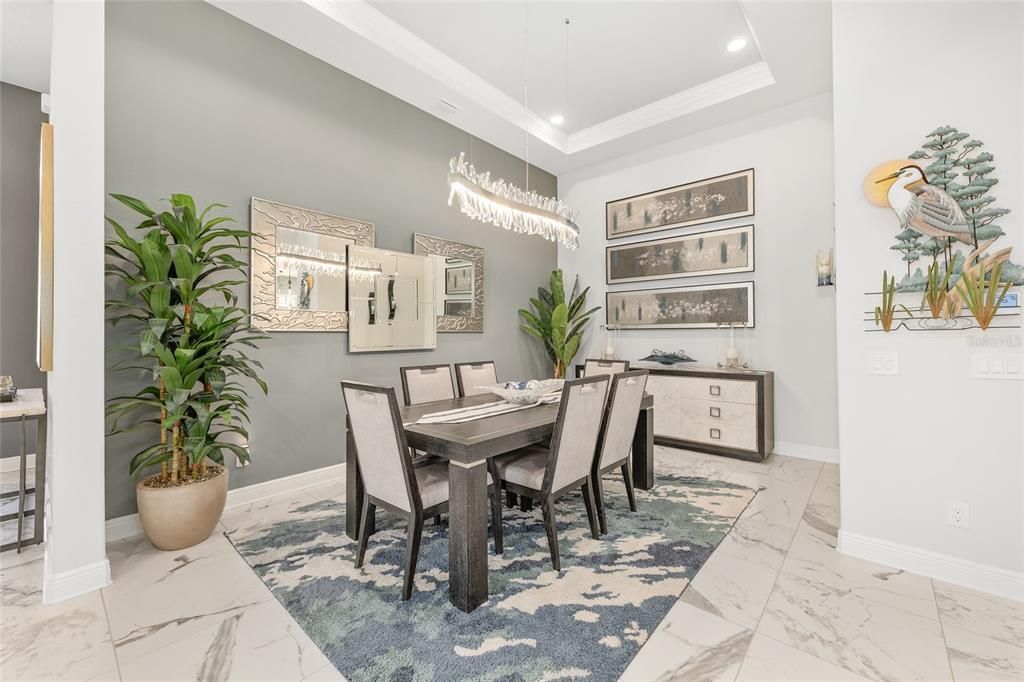 Chandelier, Dining room, Interior, Marble, Pendant Lights, Recessed Lighting