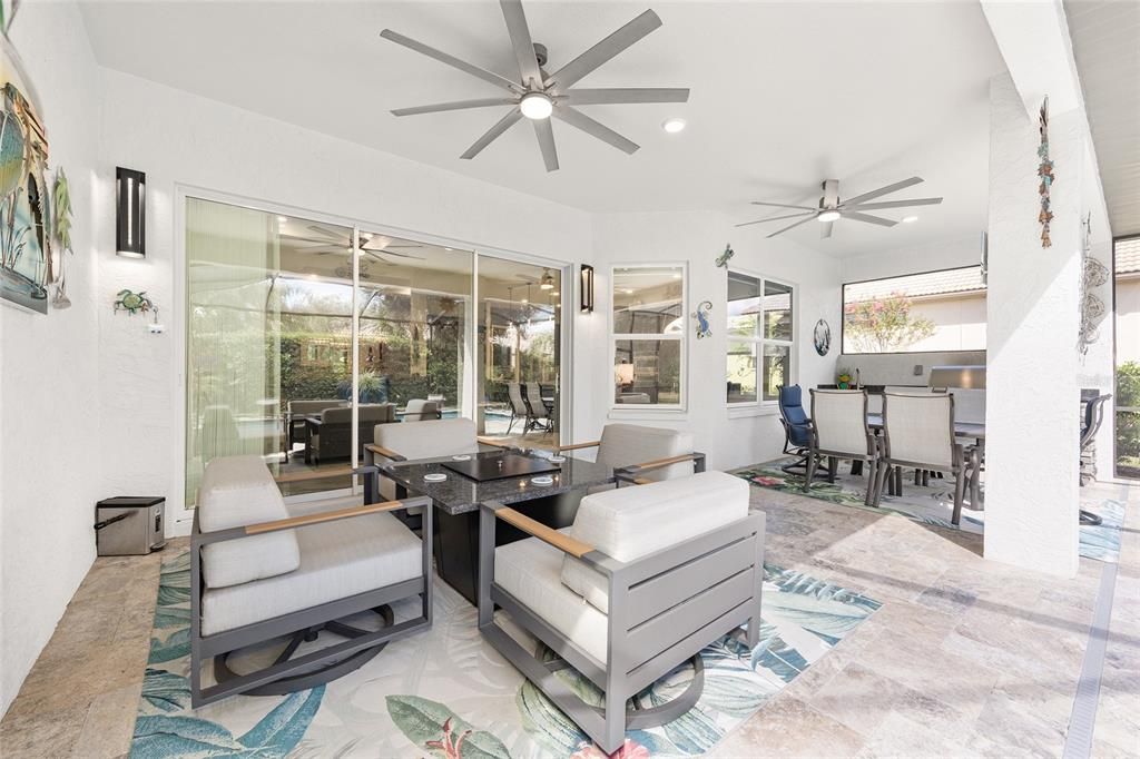 Dining room, Interior, Recessed Lighting