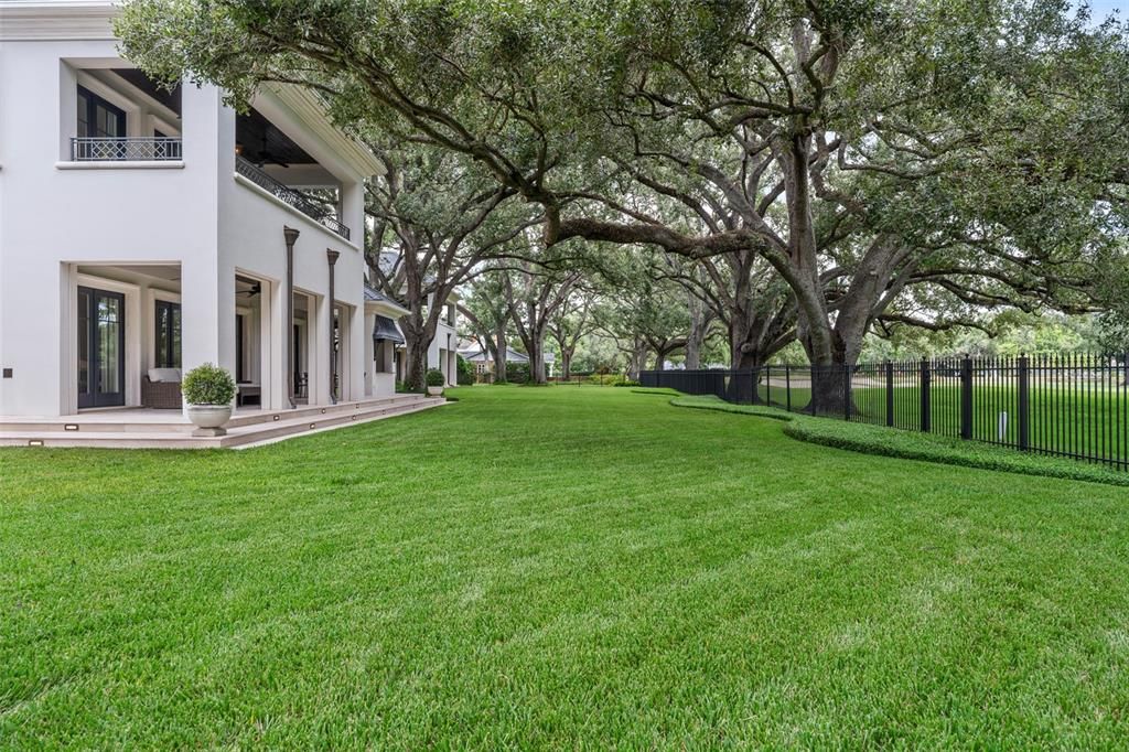 Backyard, Exterior