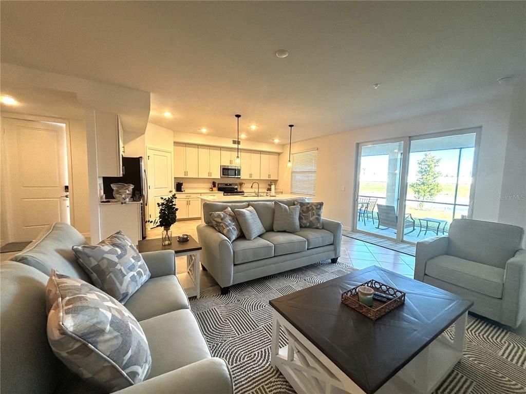 Interior, Kitchen, Living room, Pendant Lights, Recessed Lighting, Stainless Steel Appliances