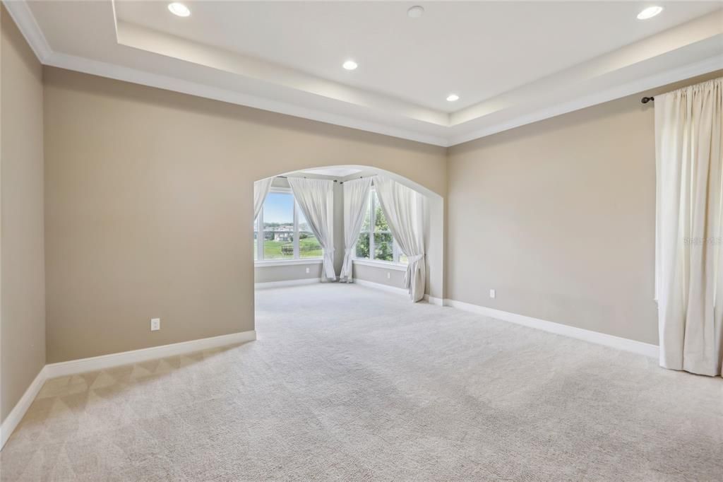 Empty room, Interior, Recessed Lighting