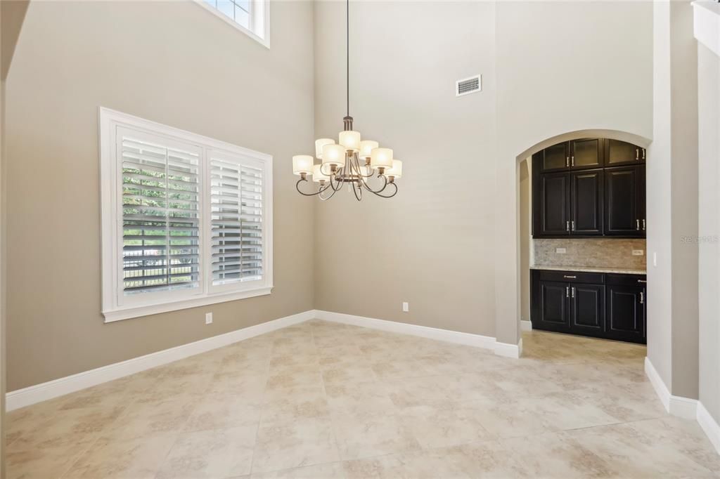 Chandelier, Empty room, Interior