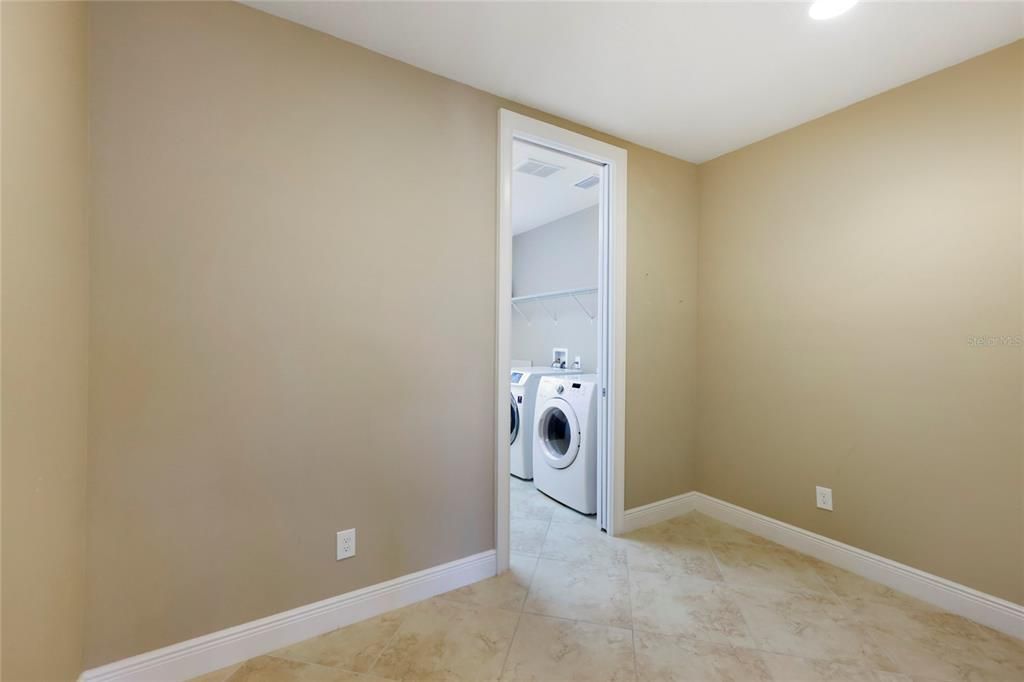Interior, Recessed Lighting, Utility Closets, Washer