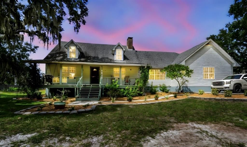 Backyard, Exterior, Facade, Cape Cod