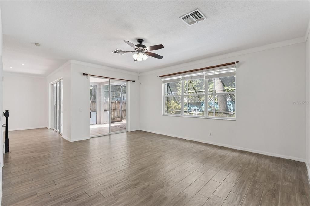 Empty room, Interior, Recessed Lighting, Wood Texture Flooring