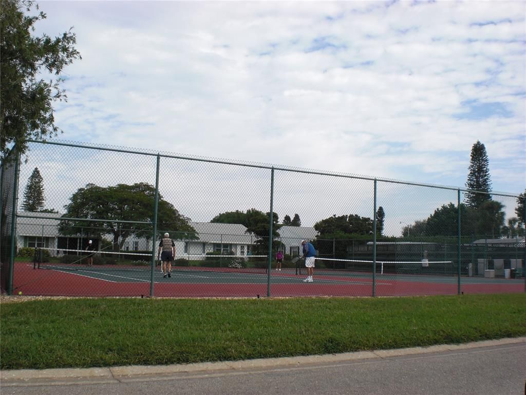 Exterior, Tennis Courts