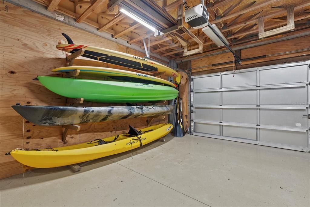 Garage, Interior, Wooden Beams, Wooden Walls