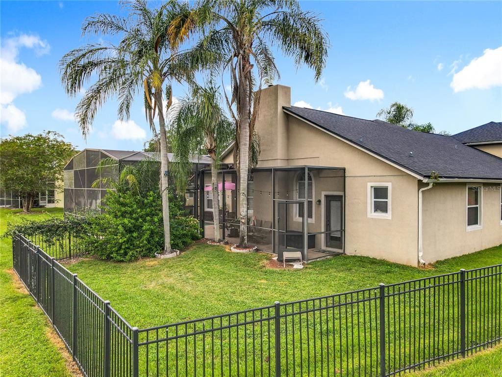 Backyard, Exterior