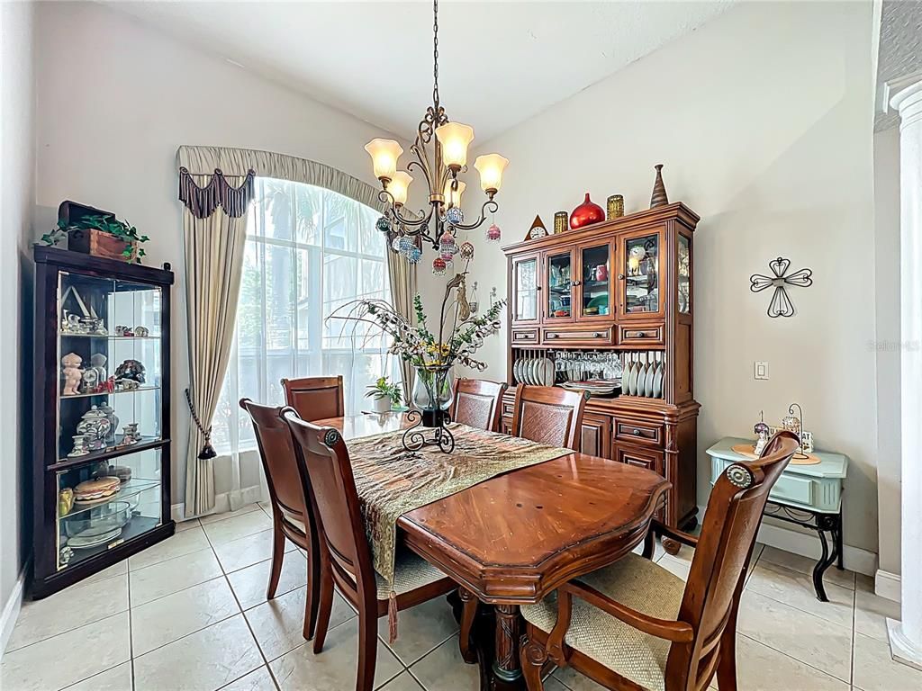 Chandelier, Dining room, Interior