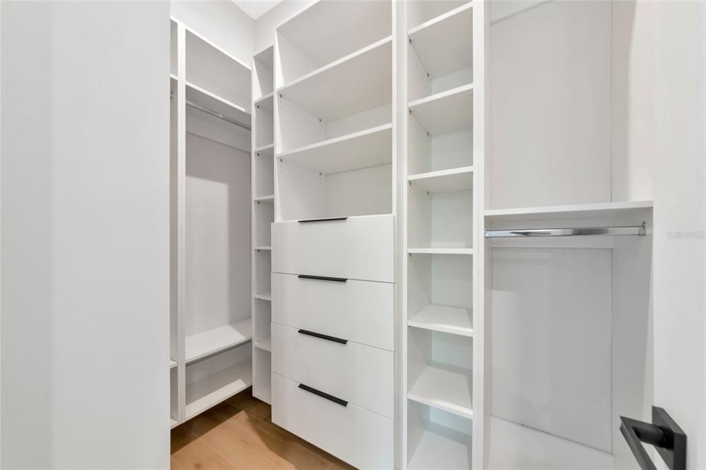 Interior, Walk-in Closets, Wood Texture Flooring
