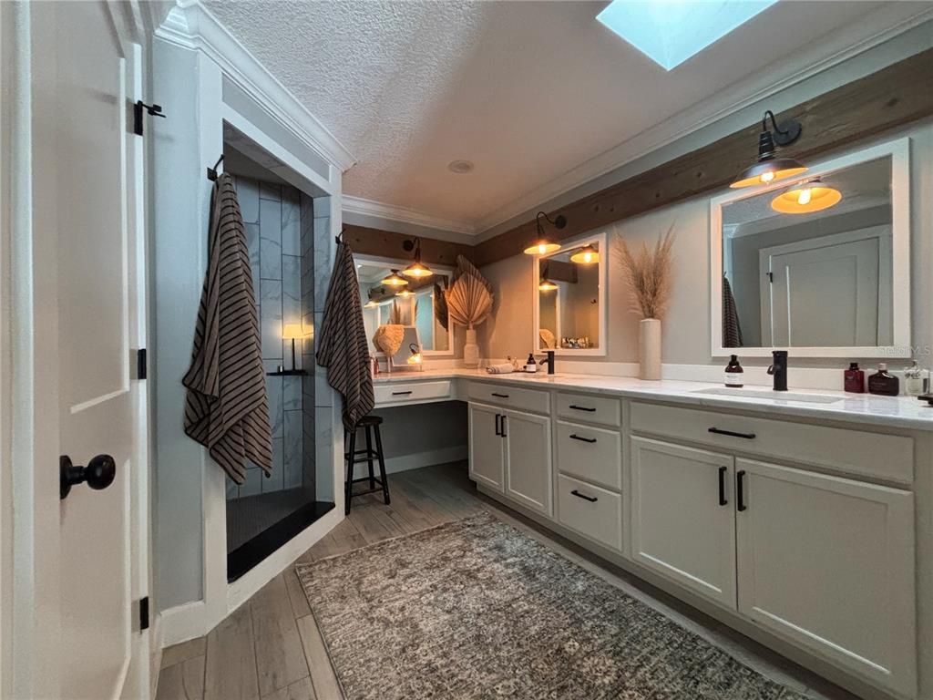 Bathroom, Dual Sink Vanities, Interior, Wood Texture Flooring