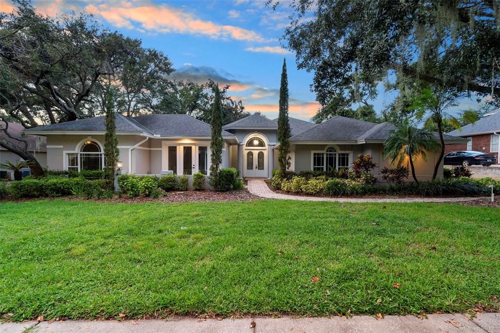 Backyard, Exterior, Facade, Ranch