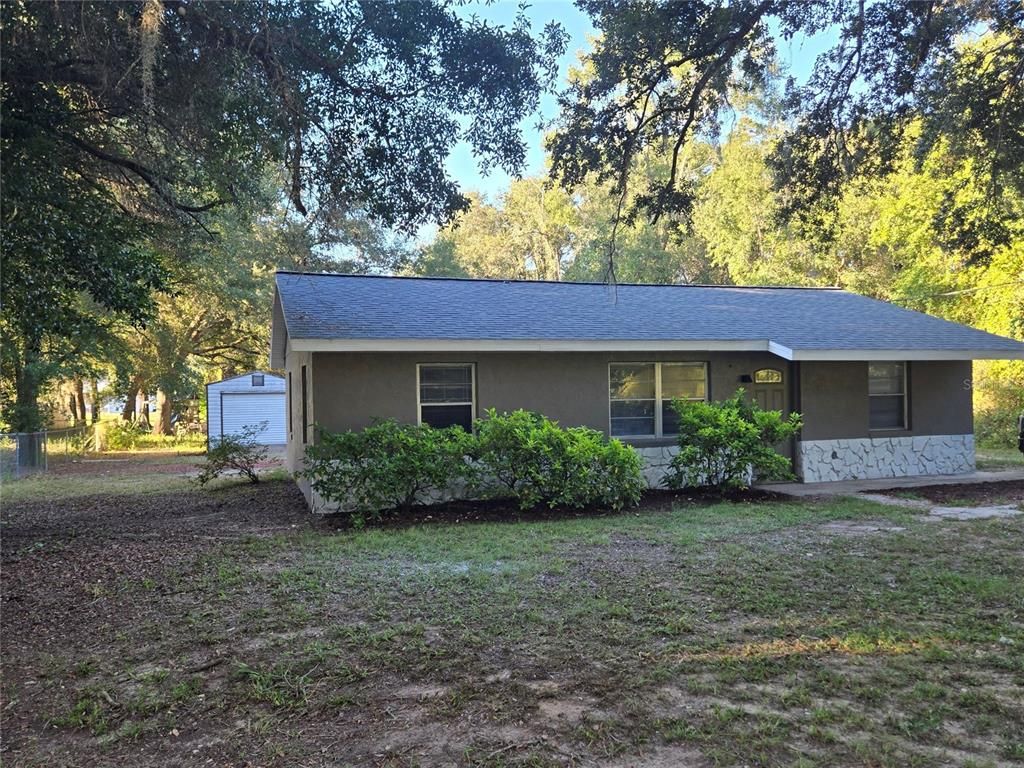 Backyard, Exterior