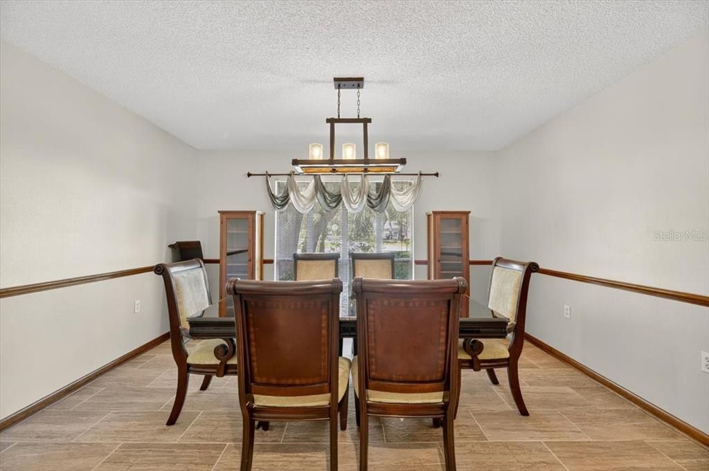 Chandelier, Dining room, Interior