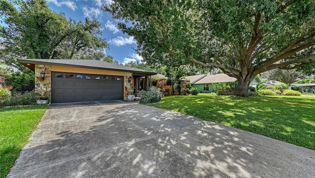 Attached, Backyard, Exterior, Facade, Ranch