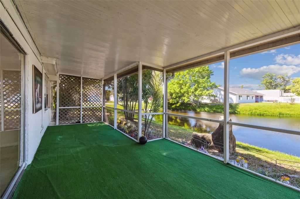 Interior, Sun Room, Water
