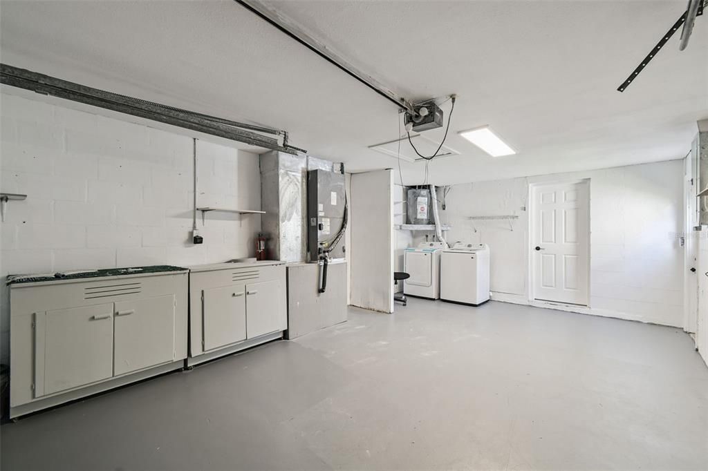 Garage, Interior, Washer