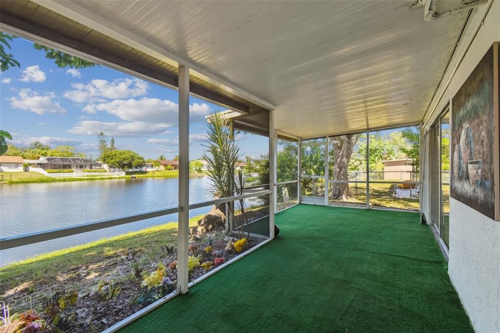 Interior, Sun Room, Water