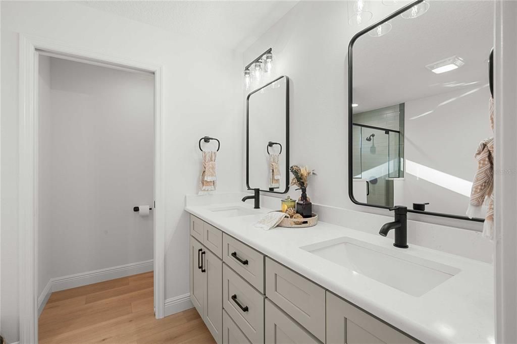 Bathroom, Dual Sink Vanities, Interior, Wood Texture Flooring