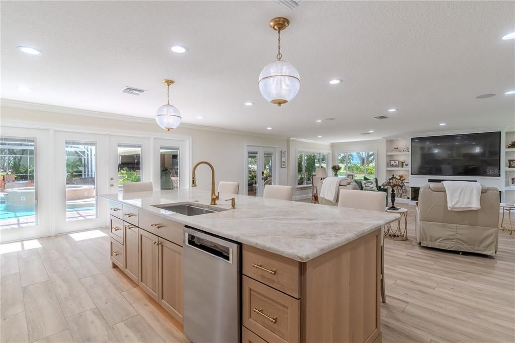 Dining room, Interior, Kitchen, Living room, Pendant Lights, Recessed Lighting, Stainless Steel Appliances, Wood Texture Flooring