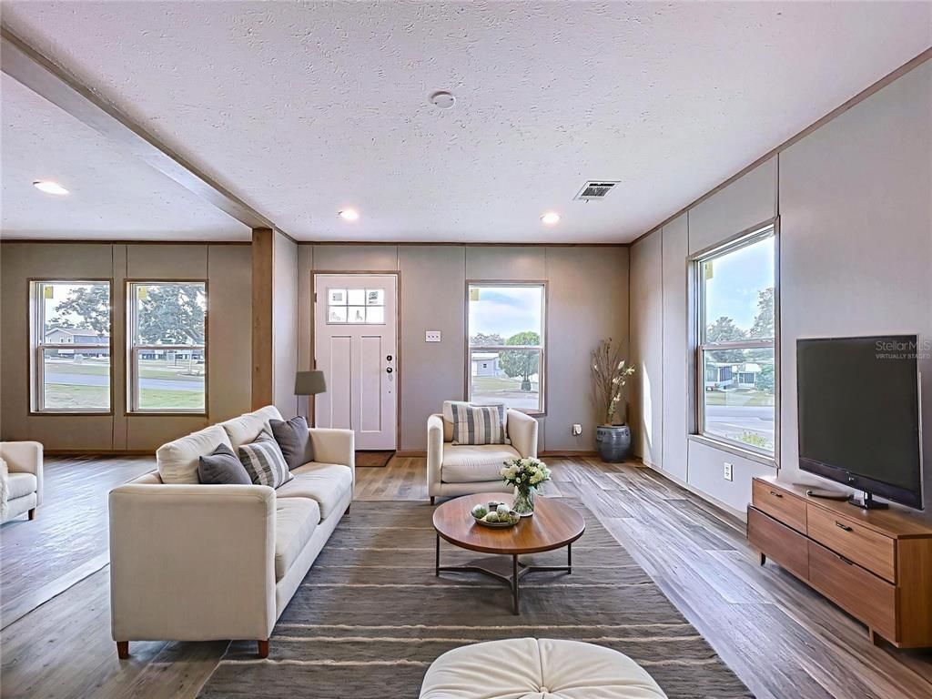 Interior, Living room, Recessed Lighting, Wood Texture Flooring