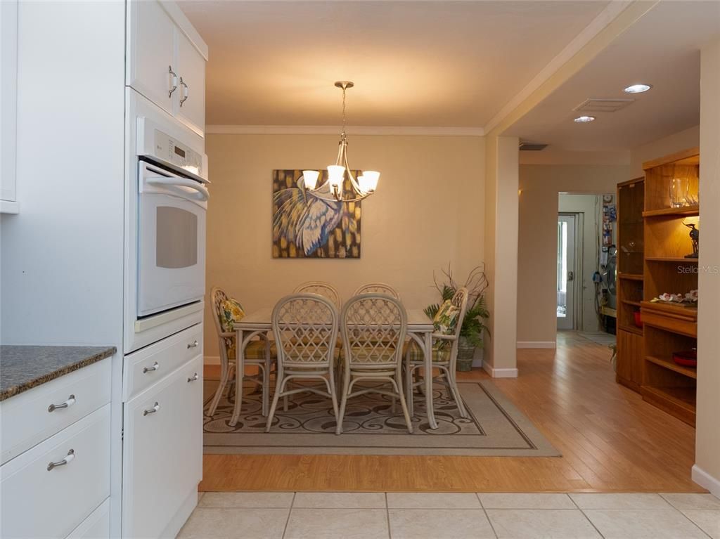 Chandelier, Dining room, Interior, Kitchen, Recessed Lighting, Wood Texture Flooring