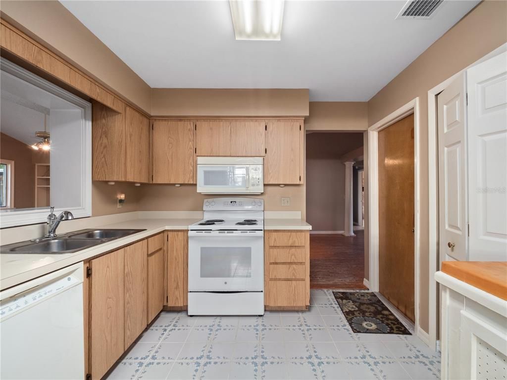Interior, Kitchen, Pendant Lights