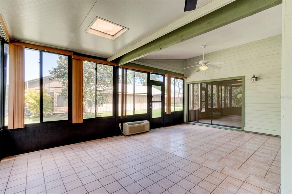 Empty room, Interior, Sun Room