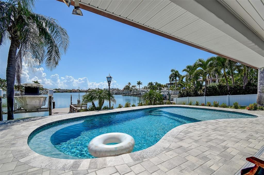 Exterior, Pool, Water