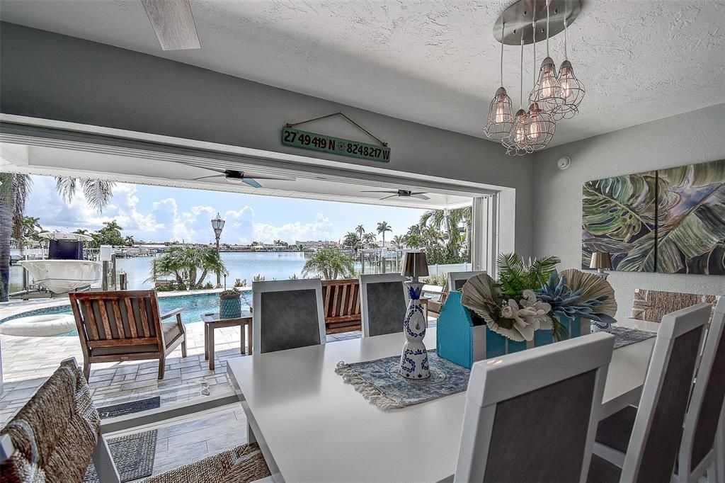 Dining room, Interior, Pendant Lights, Water