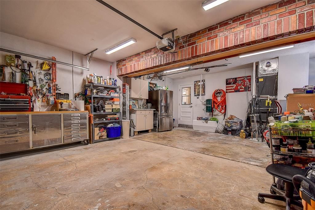 Garage, Interior, Washer