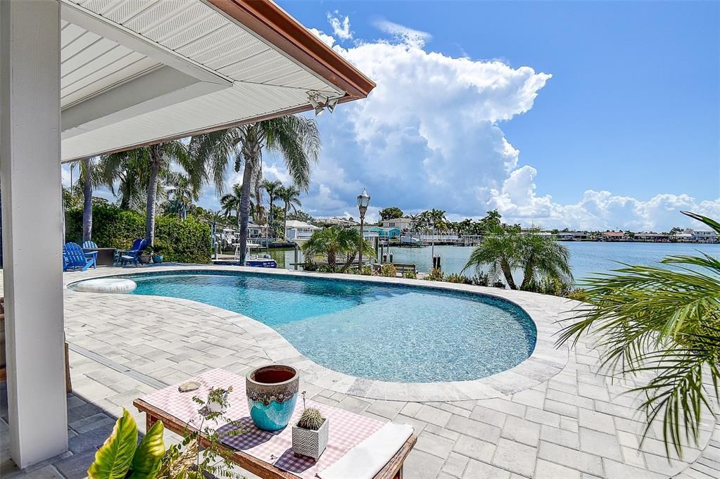 Exterior, Pool, Water