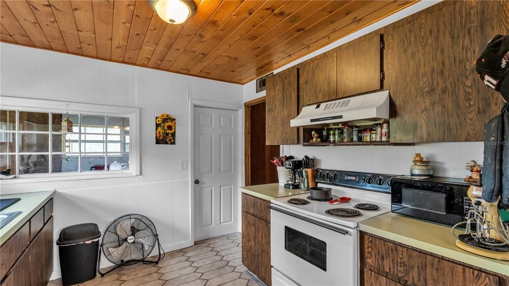 Interior, Kitchen, Wooden Ceilings