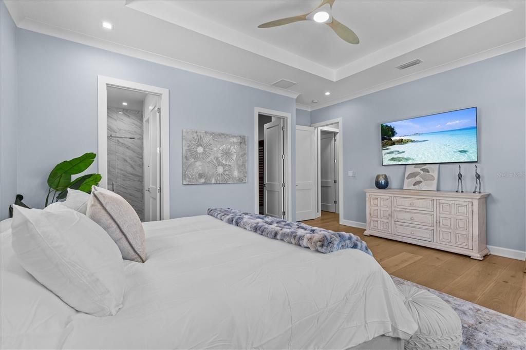 Bedroom, Interior, Marble Walls, Recessed Lighting, Wood Texture Flooring