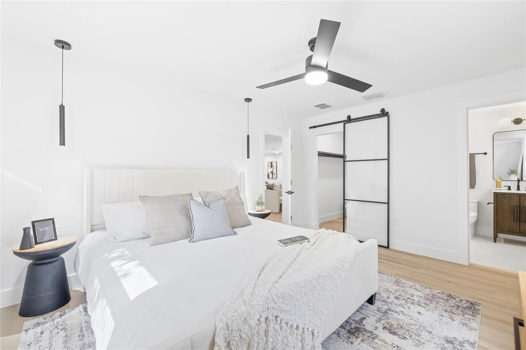 Bedroom, Interior, Pendant Lights, Wood Texture Flooring