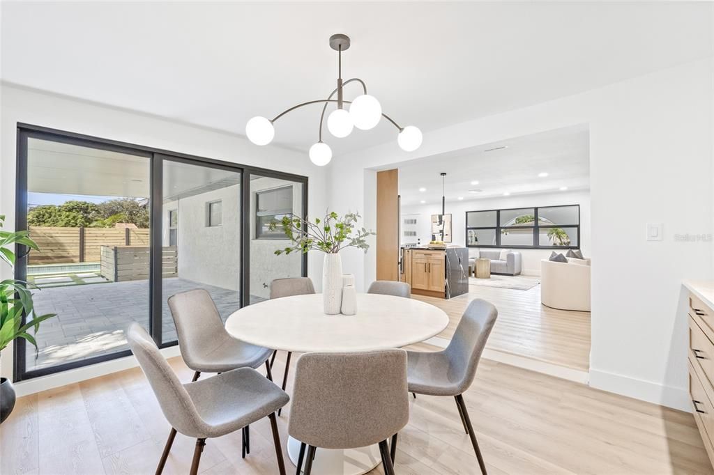 Dining room, Interior, Living room, Pendant Lights, Recessed Lighting, Wood Texture Flooring