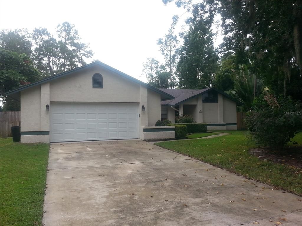 Attached, Backyard, Exterior, Facade, Ranch
