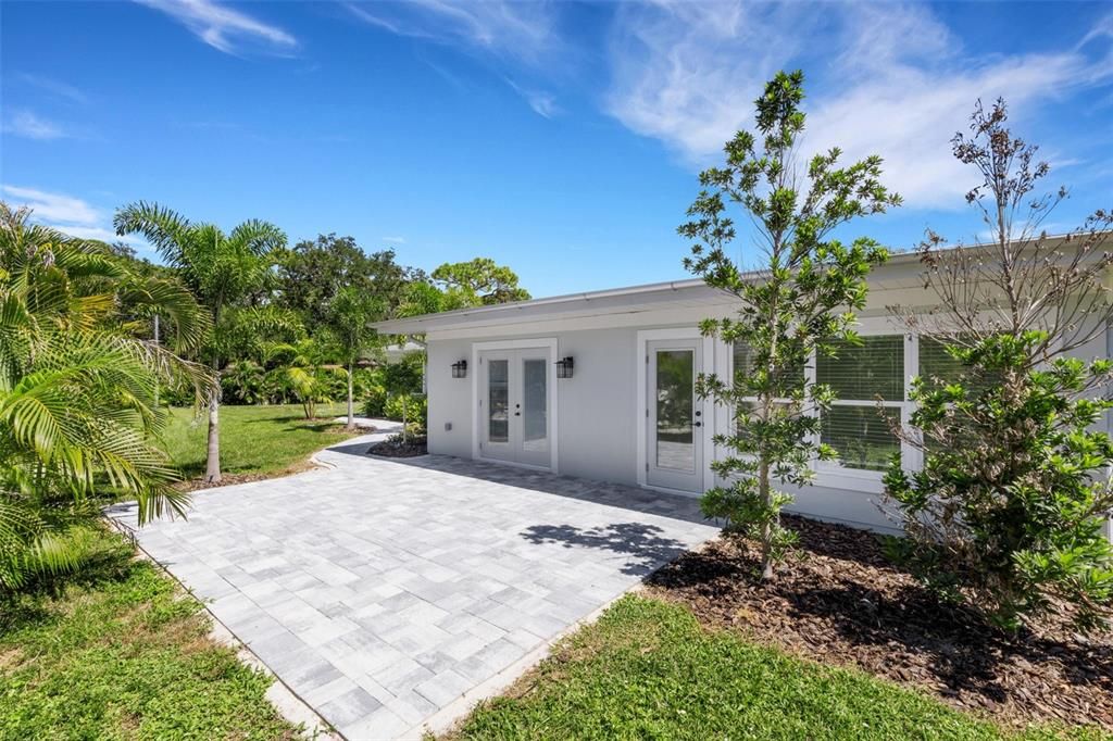 Backyard, Exterior