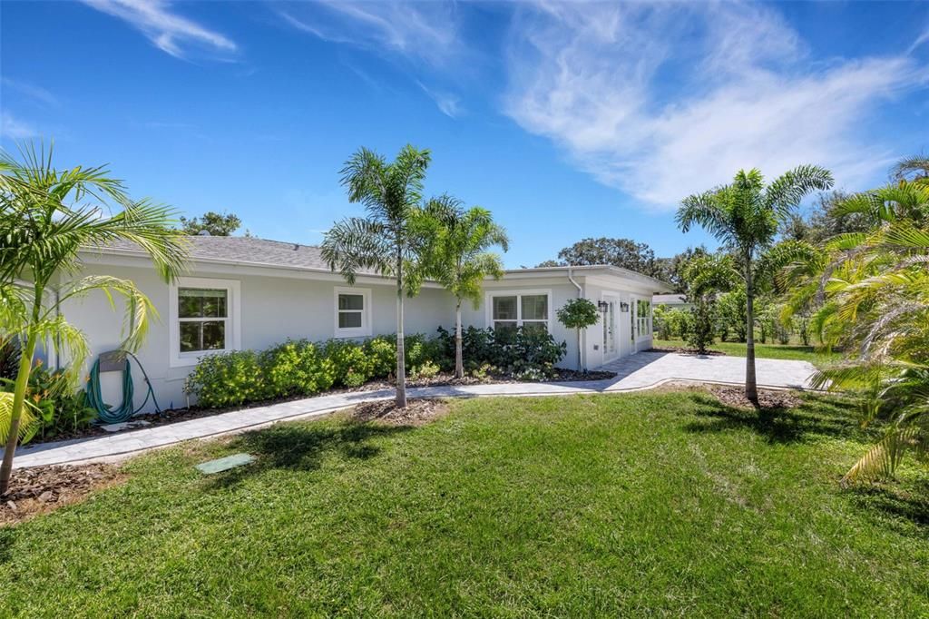 Backyard, Exterior