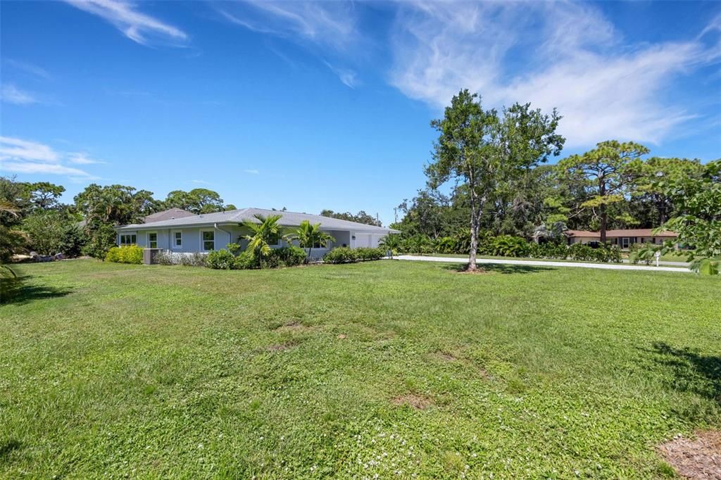 Backyard, Exterior